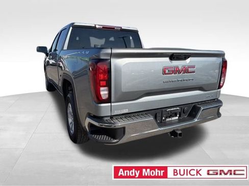 Used 2024 GMC Sierra 1500 SLE image 13