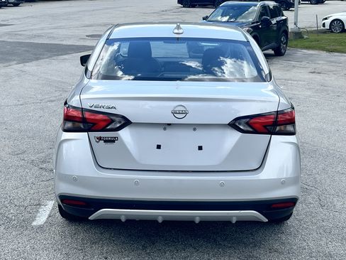 Used 2025 Nissan Versa SV w/ Trunk Package FWD image 6