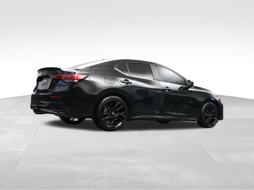 Used 2025 Nissan Sentra SR w/ Midnight Edition FWD image 25
