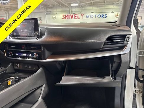 Used 2023 Nissan Rogue SV AWD/4WD image 45