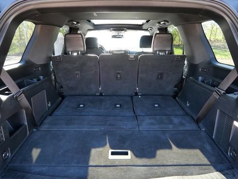 Used 2021 Ford Expedition Limited AWD/4WD image 10