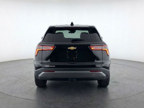 Used 2025 Chevrolet Equinox LT FWD image 7