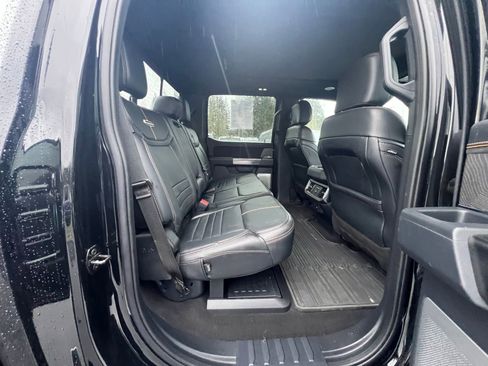 Used 2024 Ford F450 Platinum image 18