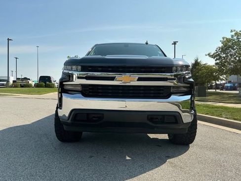 Used 2020 Chevrolet Silverado 1500 LT AWD/4WD image 8