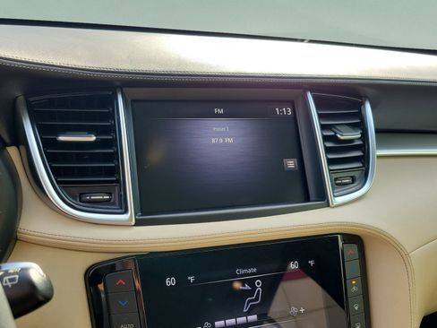 Used 2021 INFINITI QX50 Luxe FWD image 17