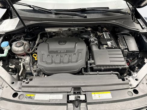 Used 2021 Volkswagen Tiguan S image 24