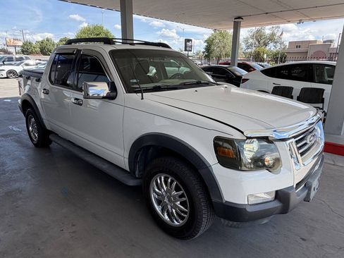 Used 2010 Ford Explorer Sport Trac XLT AWD/4WD image 2