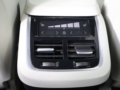 Used 2024 Volvo XC90 B6 Plus w/ Protection Package Premier image 52