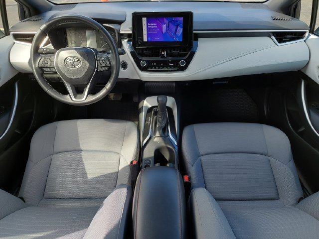 Certified 2023 Toyota Corolla SE AWD/4WD image 3