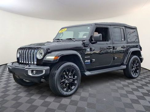 Used 2021 Jeep Wrangler Unlimited Sahara image 3