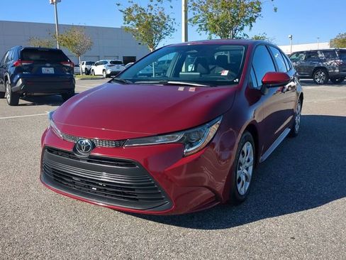 Certified 2023 Toyota Corolla LE image 8