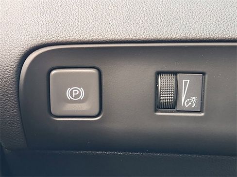 Used 2023 Buick Enclave Essence w/ Experience Buick Package image 28