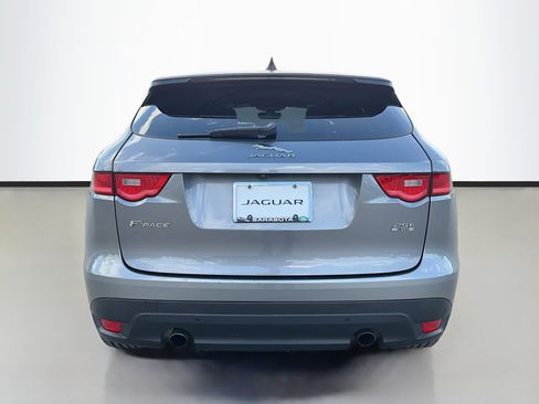 Used 2020 Jaguar F-PACE Prestige image 4