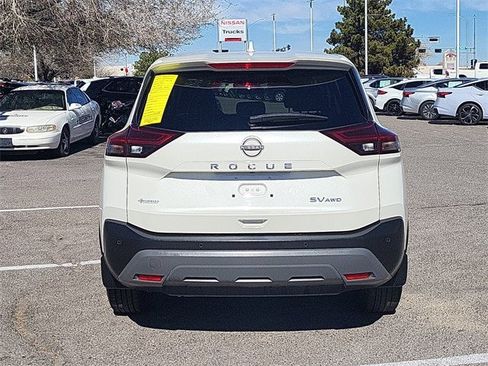 Certified 2023 Nissan Rogue SV image 10