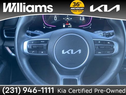 Used 2025 Kia Sportage X-Line AWD/4WD image 28