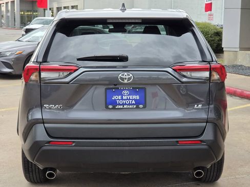 Used 2025 Toyota RAV4 LE FWD image 8