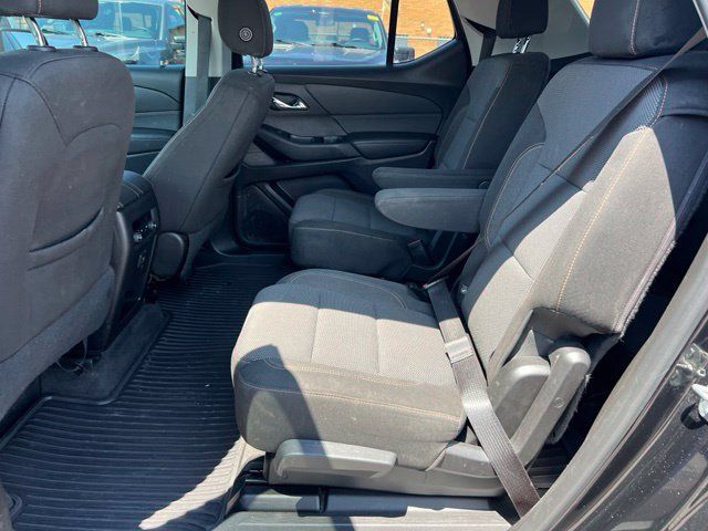 Used 2019 Chevrolet Traverse LT FWD image 21