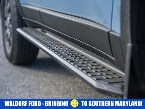 Used 2025 Toyota Land Cruiser image 18