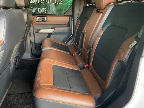 Used 2023 Ford Bronco Outer Banks image 32