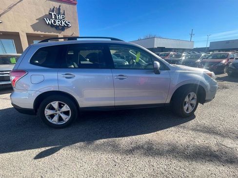 Used 2016 Subaru Forester 2.5i Premium image 4