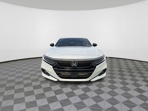 Used 2021 Honda Accord Sport image 2