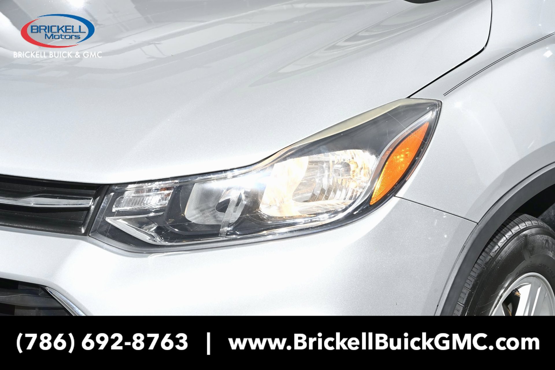 Used 2021 Chevrolet Trax LS w/ Tint and Cruise Package FWD image 10