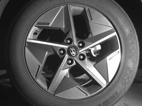 Used 2025 Hyundai Tucson SEL image 14