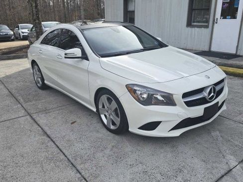 Used 2015 Mercedes-Benz CLA 250 4MATIC image 7