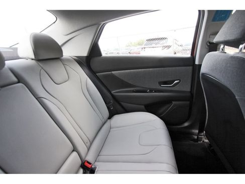 Certified 2023 Hyundai Elantra Limited w/ Cargo Package FWD image 13