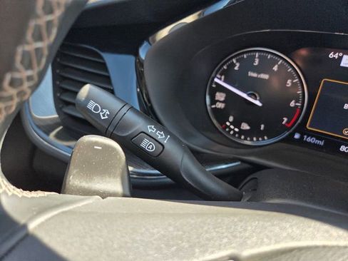 Used 2022 Buick Envision Essence w/ Technology Package I FWD image 19
