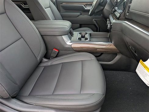 New 2026 Chevrolet Silverado 2500 LTZ w/ LTZ Convenience Package image 12
