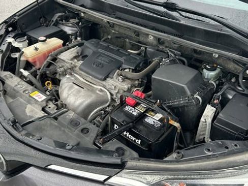 Used 2018 Toyota RAV4 LE w/ All Weather Liner Package AWD/4WD image 54