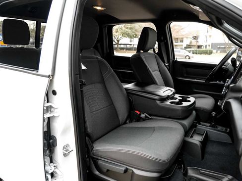 Used 2022 RAM 2500 Tradesman image 34