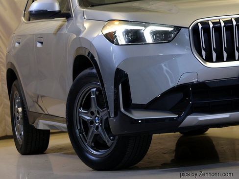 Used 2024 BMW X1 xDrive28i w/ Convenience Package AWD/4WD image 4