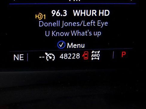 Used 2023 Cadillac XT4 Premium Luxury image 25