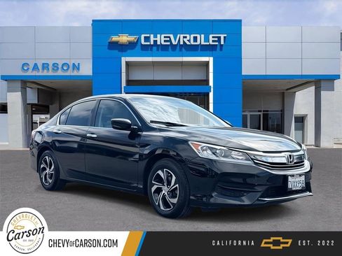 Used 2017 Honda Accord LX image 1