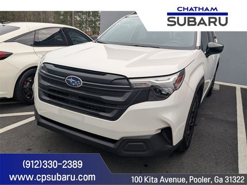 Used 2025 Subaru Forester image 1