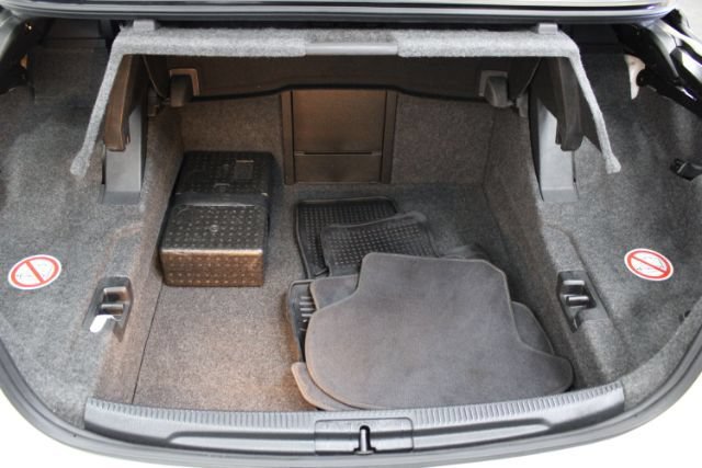 Used 2013 Volkswagen Eos Executive FWD image 21