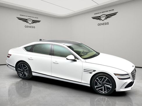 New 2026 Genesis G80 2.5T Advanced image 16