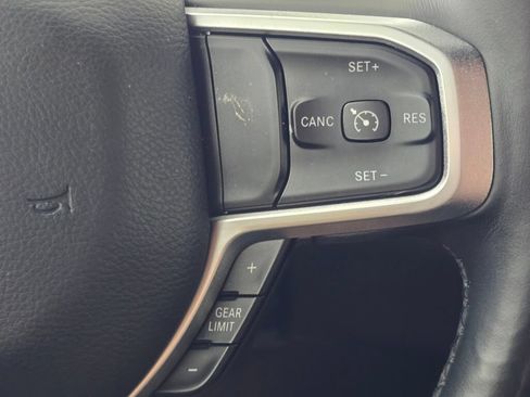 Used 2019 RAM 1500 Big Horn AWD/4WD image 32