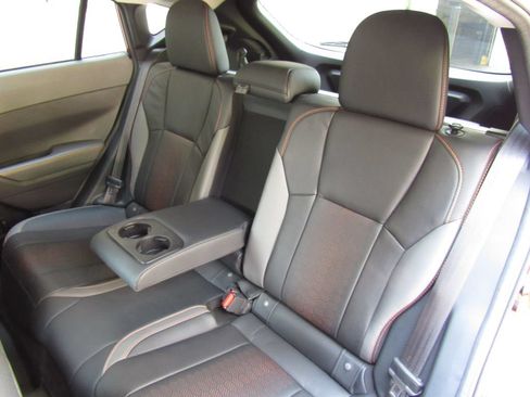 Used 2024 Subaru Crosstrek 2.5i Limited w/ Popular Package #4A AWD/4WD image 16