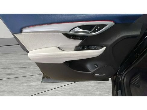 Used 2024 Buick Envision Avenir AWD/4WD image 10
