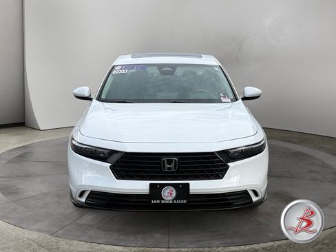 Used 2024 Honda Accord EX image 2