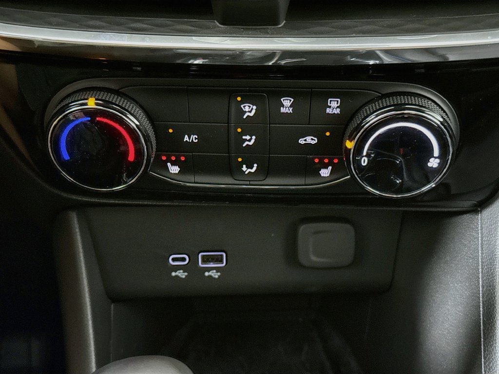 Used 2026 Buick Encore GX Sport Touring w/ Advanced Technology Package FWD image 15