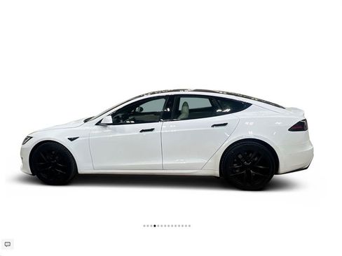Used 2022 Tesla Model S image 2