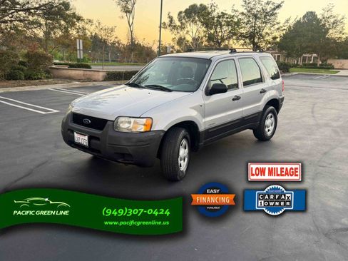 Used 2002 Ford Escape XLS image 1