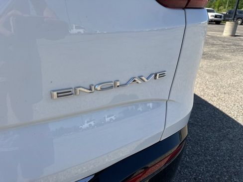 Used 2019 Buick Enclave Essence FWD image 12