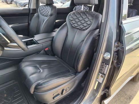 Used 2022 Hyundai Palisade Limited FWD image 18