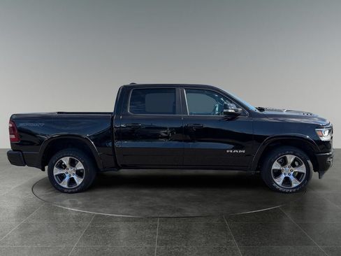 Used 2022 RAM 1500 Laramie AWD/4WD image 11
