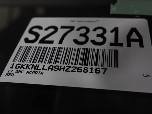 Used 2017 GMC Acadia SLE image 55